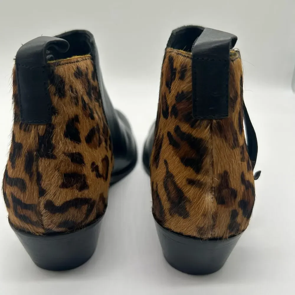 Journee Signature Boots Womens 5.5 Black Leather Shalece Ankle Leopard Print NEW